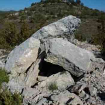 Click para ampliar. Pulsa en el nombre para ver la ficha. Dolmen de Pueyoril